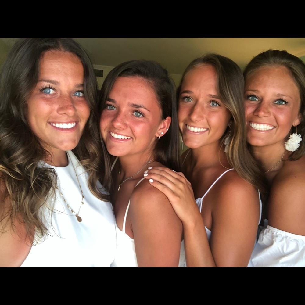 Meet your Posher, Gabby